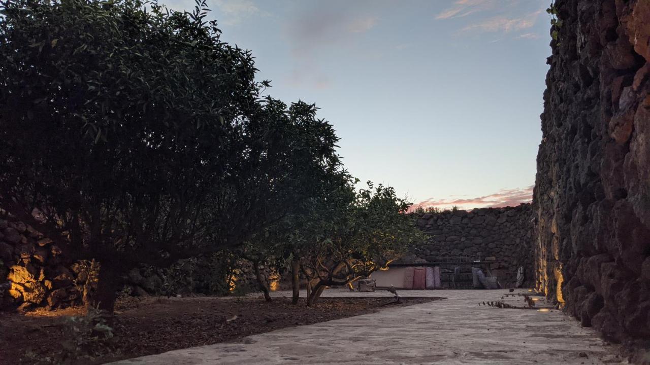 לינה וארוחת בוקר Campobello Horizon Pantelleria מראה חיצוני תמונה