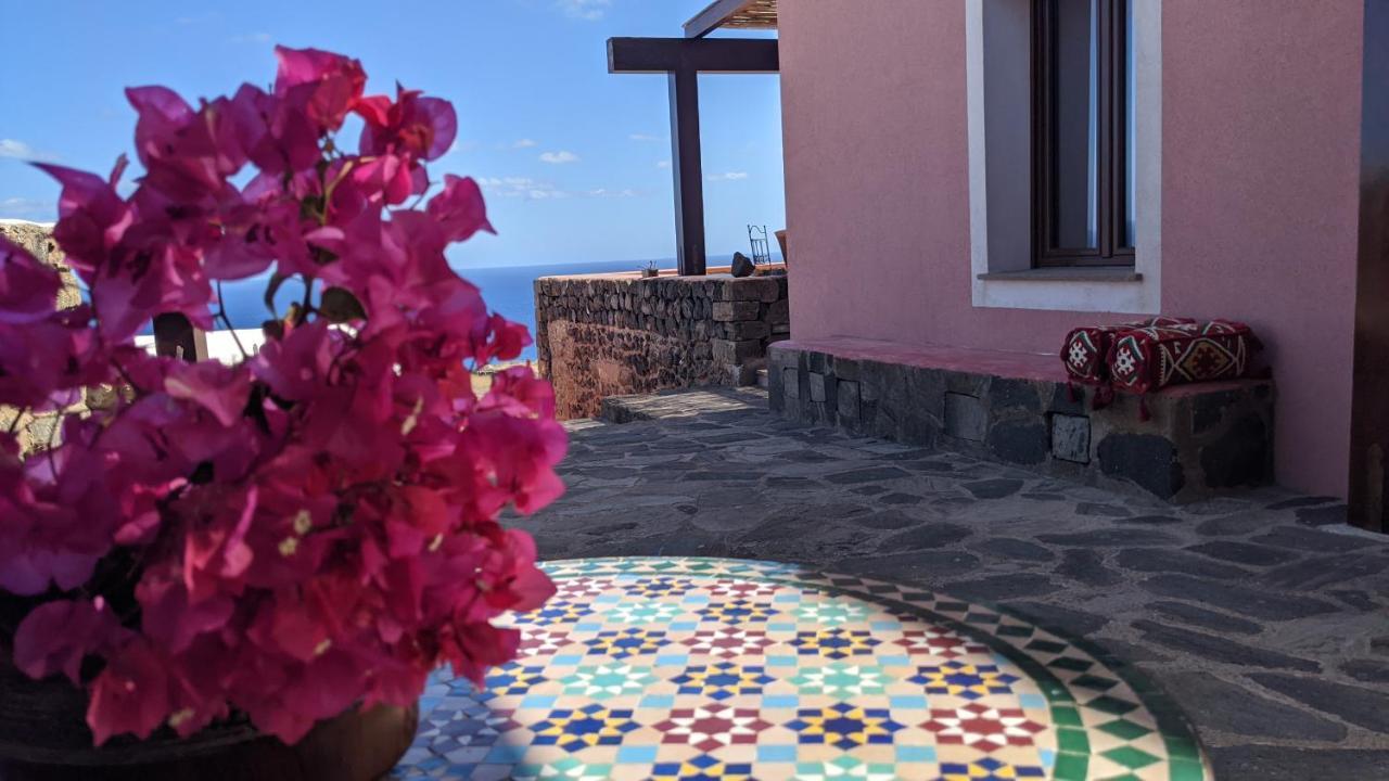 לינה וארוחת בוקר Campobello Horizon Pantelleria מראה חיצוני תמונה